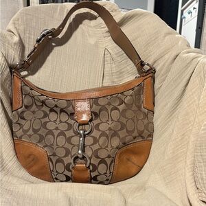 Coach Vintage Hampton 11576 Signature  Bag